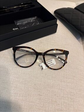 NWT CHANEL Optical Glasses w/ Interchangeable Sunglasses
Tortoise Black $700